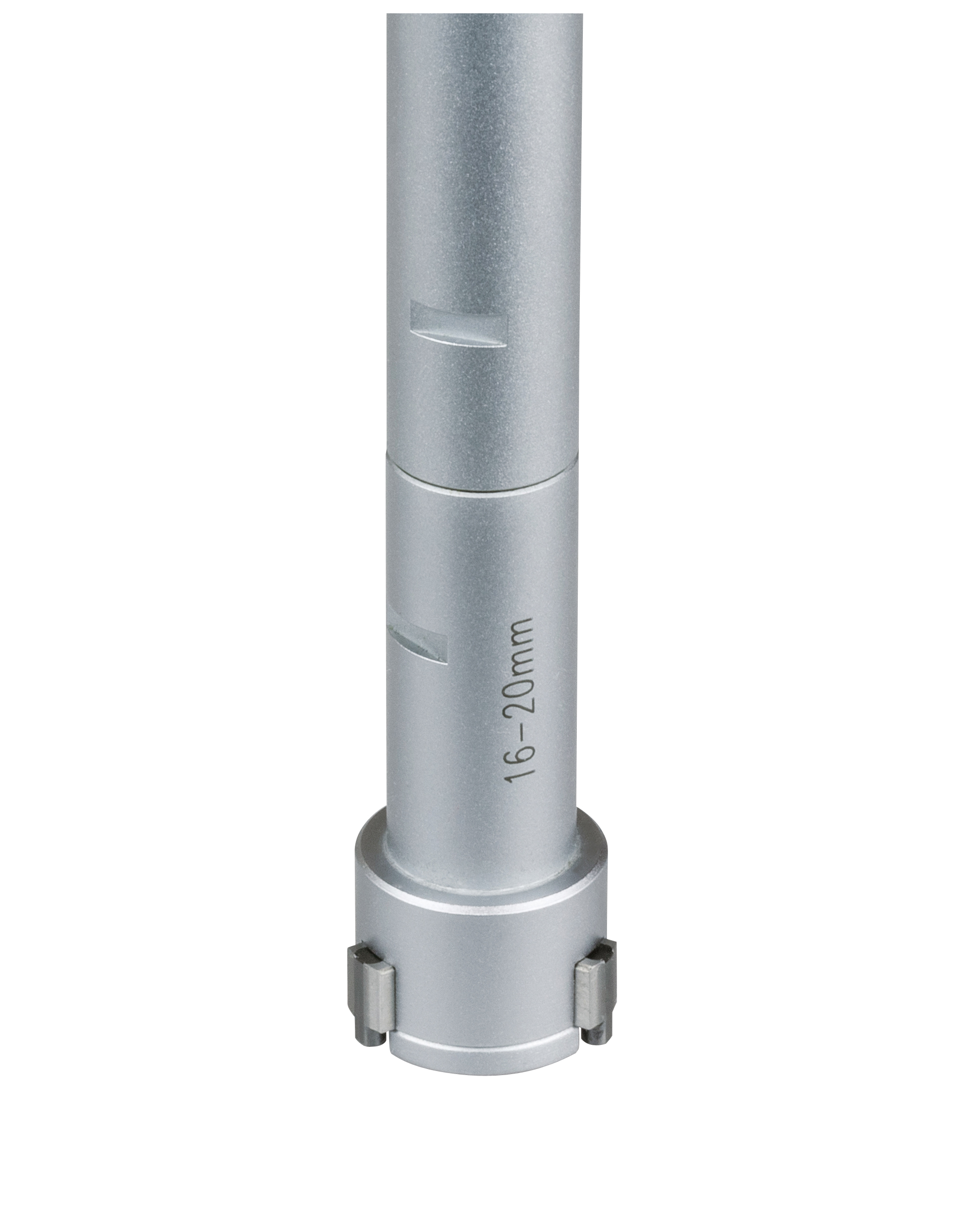 Analog invändig trepunktsmikrometer av Holtest-typ för bottenhål. Mätområde Ø8–10 mm. Skalindelning 0,001 mm. Självcentrerande. Hårdmetallmätytor. Utbytbara mätbultar för större storlekar. Levereras i aluminiumetui med förlängning.